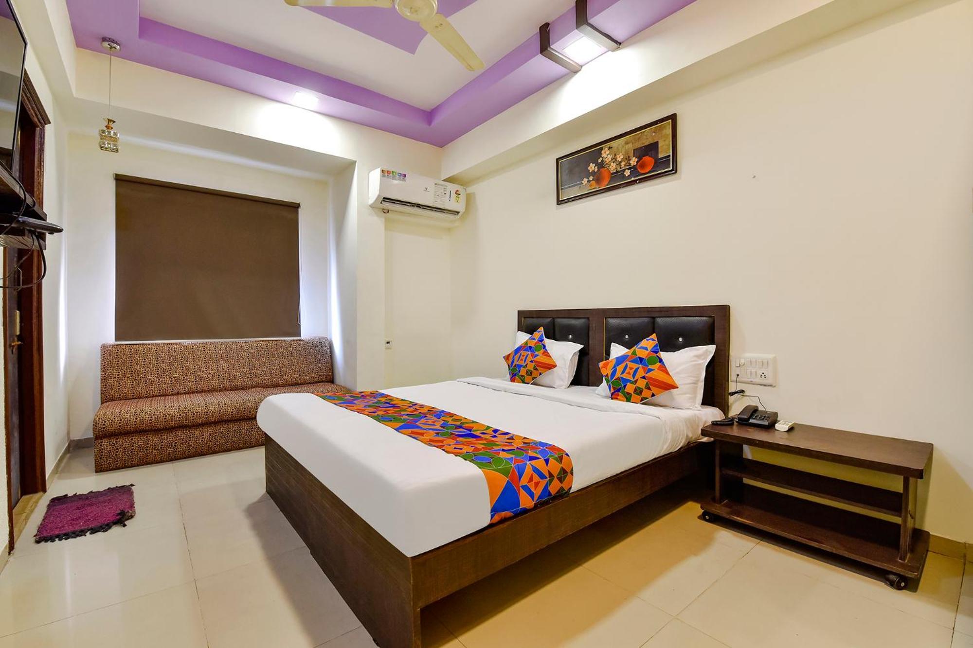 Fabhotel Crystal Inn II - Paldi Char Rasta Ahmedabad Eksteriør bilde
